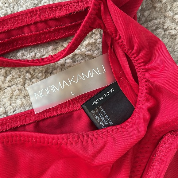 Women’s swim suit - Picture 3 of 6